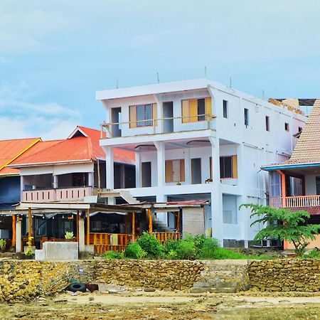 Apartmán Raffiel Nias Lagudri Exteriér fotografie